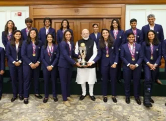 వరల్డ్ కప్ ఎఫెక్ట్..! మహిళా క్రికెటర్లకు బీసీసీఐ డబుల్ బొనాంజా ఆఫర్..!