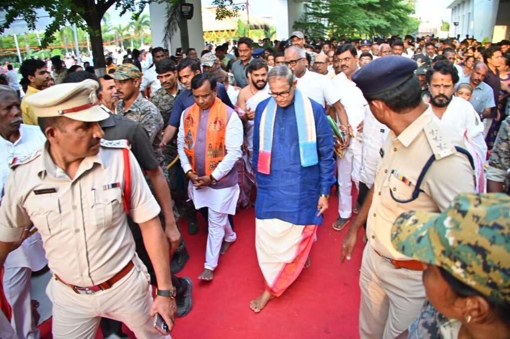 లక్షలాది మందిలో ఆధ్యాత్మిక చైతన్యాన్ని నింపిన మహనీయులు చాగంటి 4 WhatsApp Image 2026 07 24 at 8.08.46 PM 1